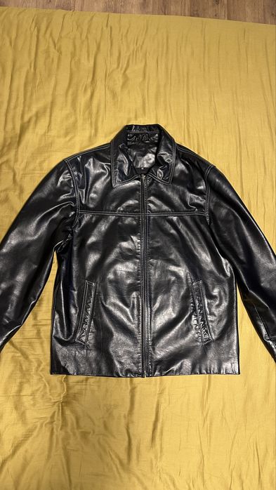 Шкіряна чоловіча куртка