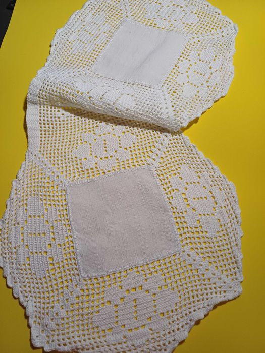 Conjunto 3 Naperons em Linho e Renda