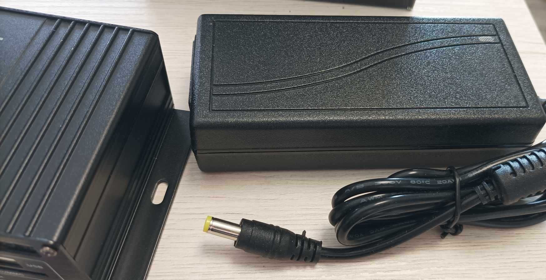 Wzmacniacz audio, mini cyfrowy wzmacniacz mocy 12 V / AK -370
