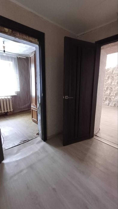 Продам будинок в смт Доброслав с Гаражем і санвузлом.