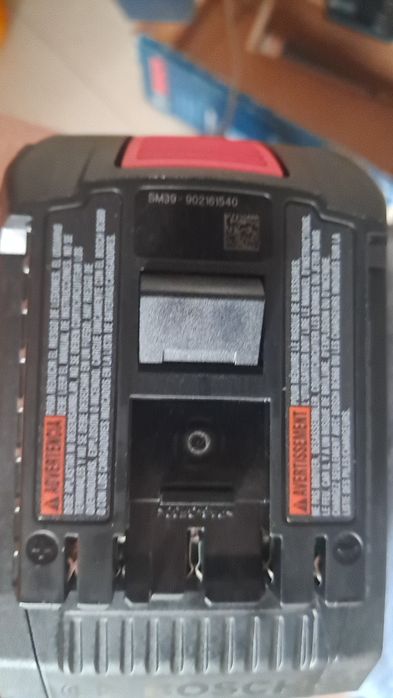 Продам акумуляторний набір шуруповертів Bosch 239