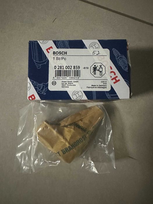 Регулятор давления топлива Audi 2.0 tdi Volkswagen 2.0 tdi 0281002859