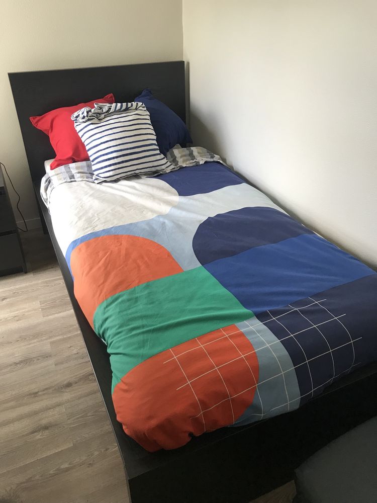 Cama solteiro Malm Ikea castanho escuro