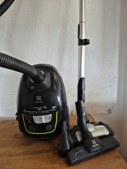 Aspirador electrolux unltrasilencer Zen