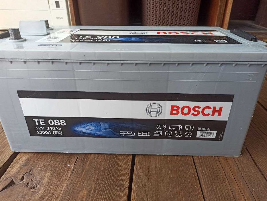 Акумулятори Bosch / Varta 240Ah 1200A— вантажні,  як нові