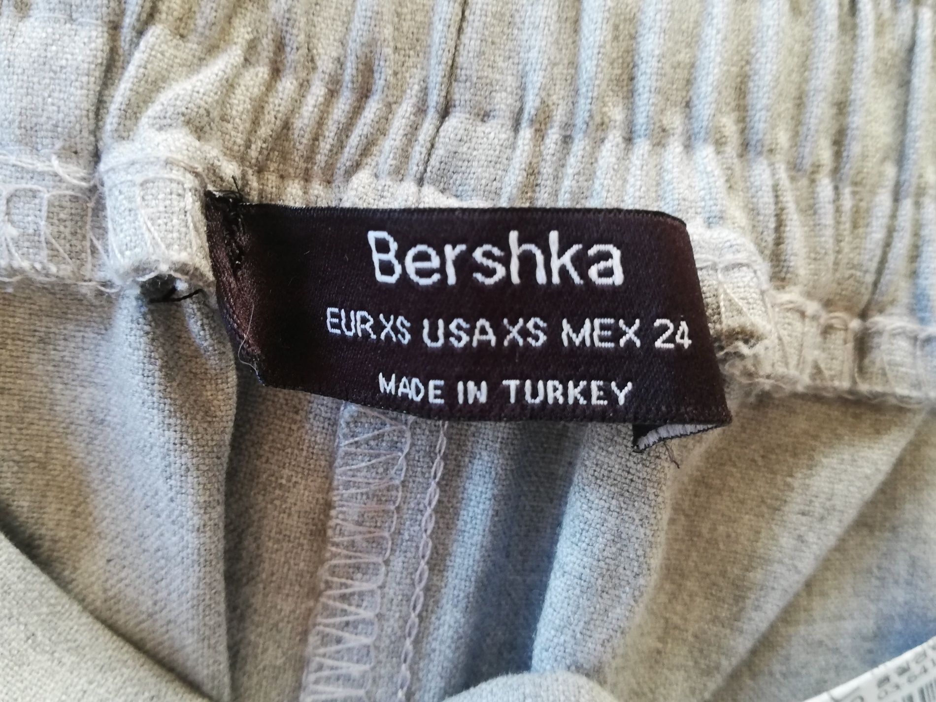 Calças cinza Bershka