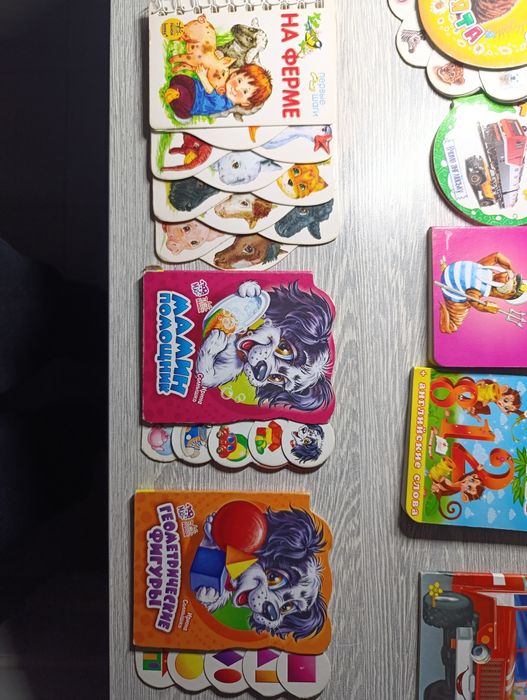 Продам дитячі книжечки