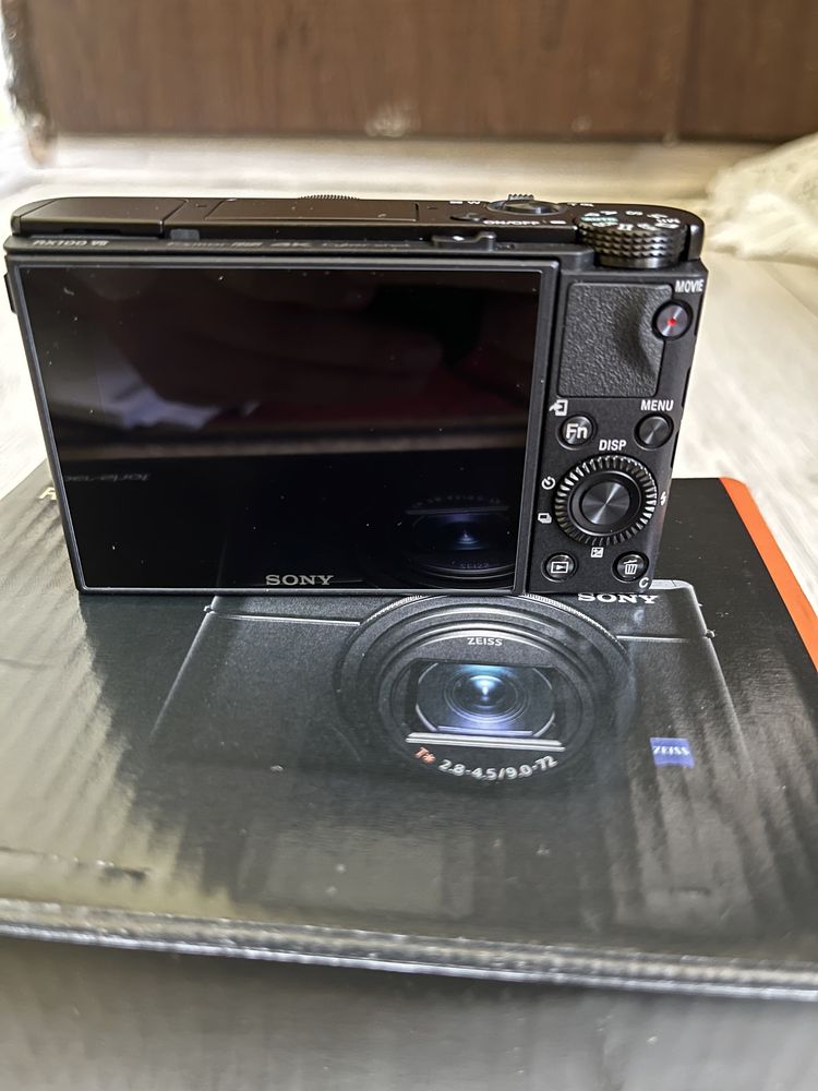 НОВИЙ/Компактний фотоапарат Sony DSC-RX100 VII