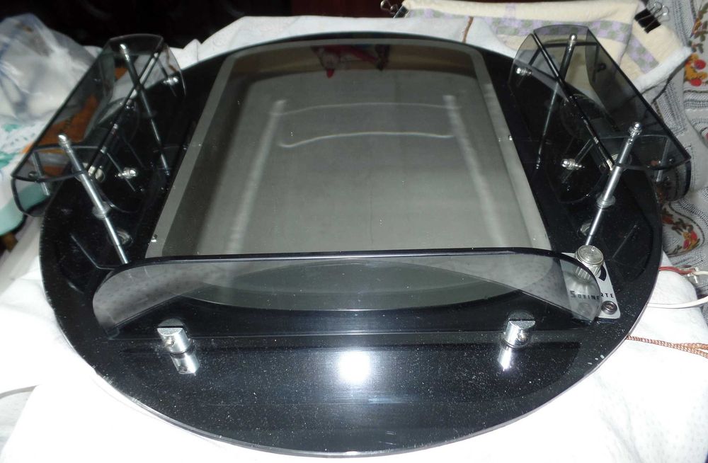 Espelho Oval 60x60 com Luz e Prateleira(M)