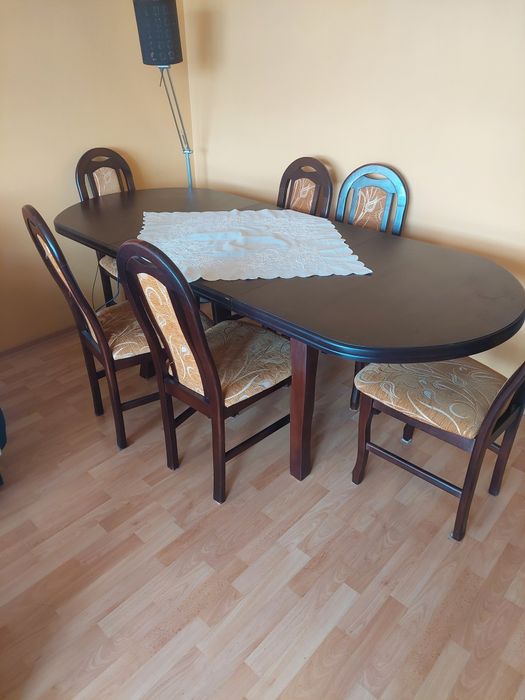 Stół + 6 krzeseł
