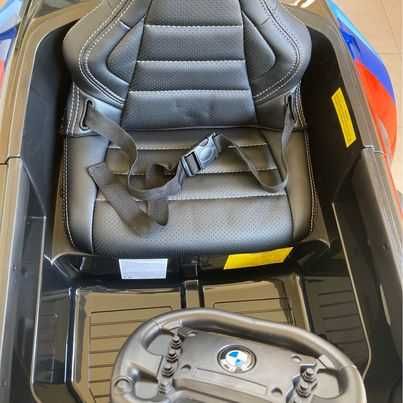 Auto na akumulator BMW M6 GT3  Nawiew powietrza
