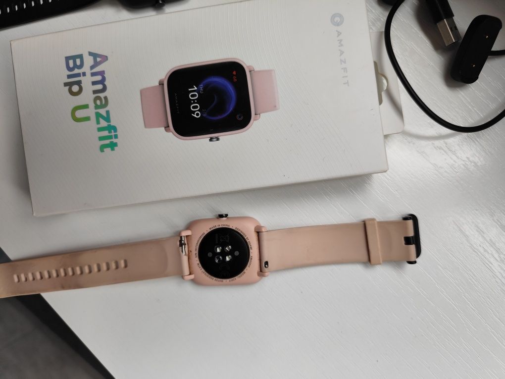 Смарт часы Amazfit BIP U