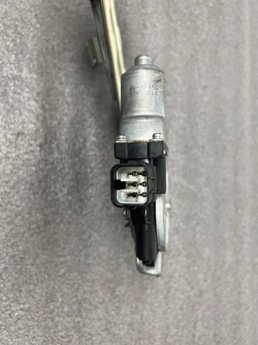 Elevador vidros trás esquerdo MITSUBISHI Lancer VII Sedan (CS_A, CT_A)