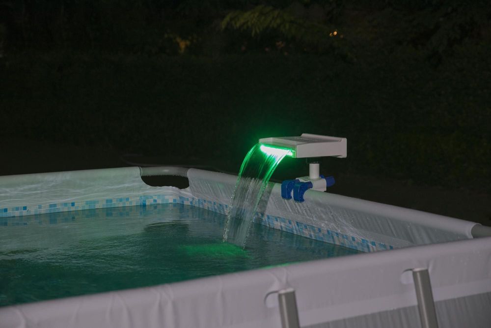 Cascata de led para piscina acima do solo