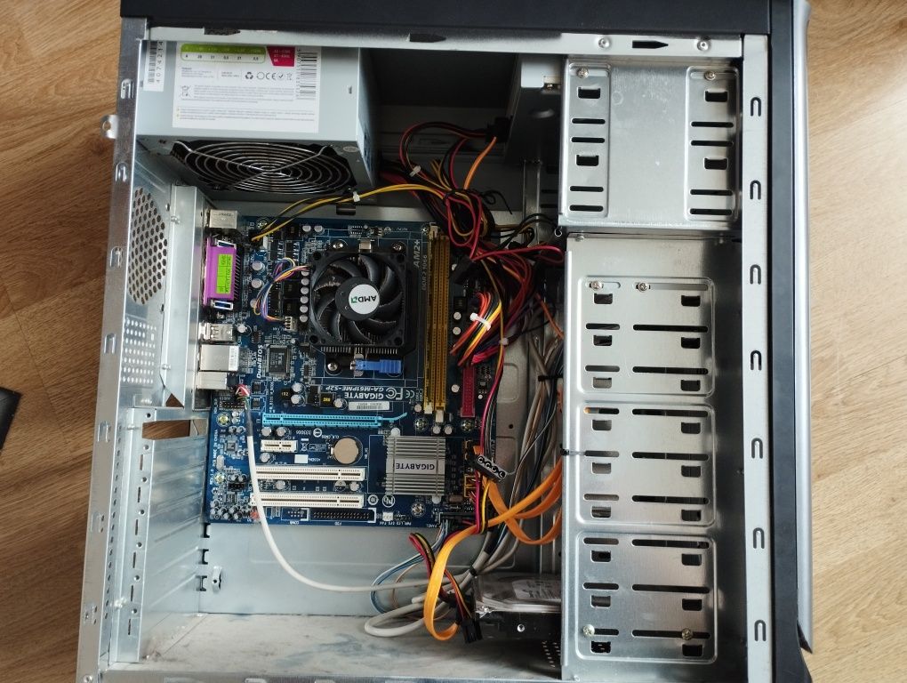 Stary Komputer PC AMD sempron Retro windows xp home sprawny 80gb