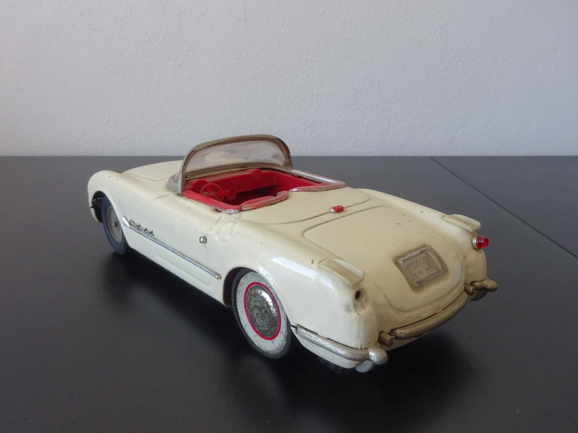 1:18 New Toy MF-317 Chevrolet Corvette em Folha