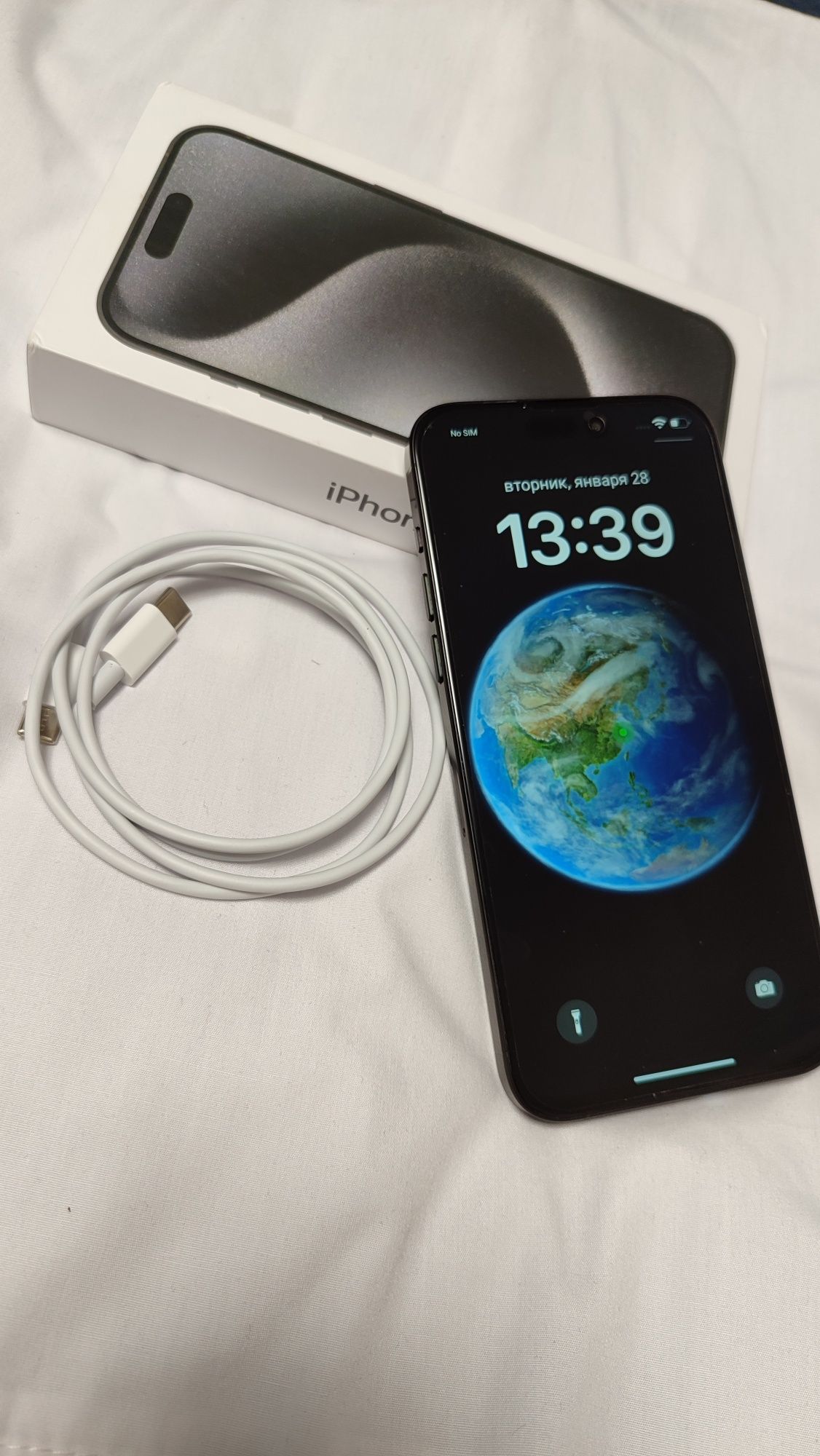 Продам iPhone 15 Pro Max