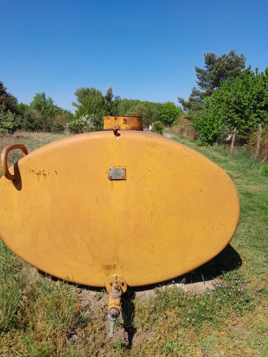 Sprzedam beczkę 4000l