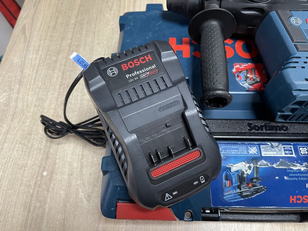 Bosch GBH 18V-26 L-Boxx / безщітковий перфоратор Бош 18V