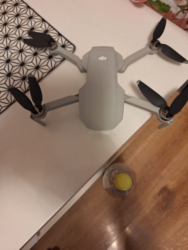 Dron dji Mavic mini