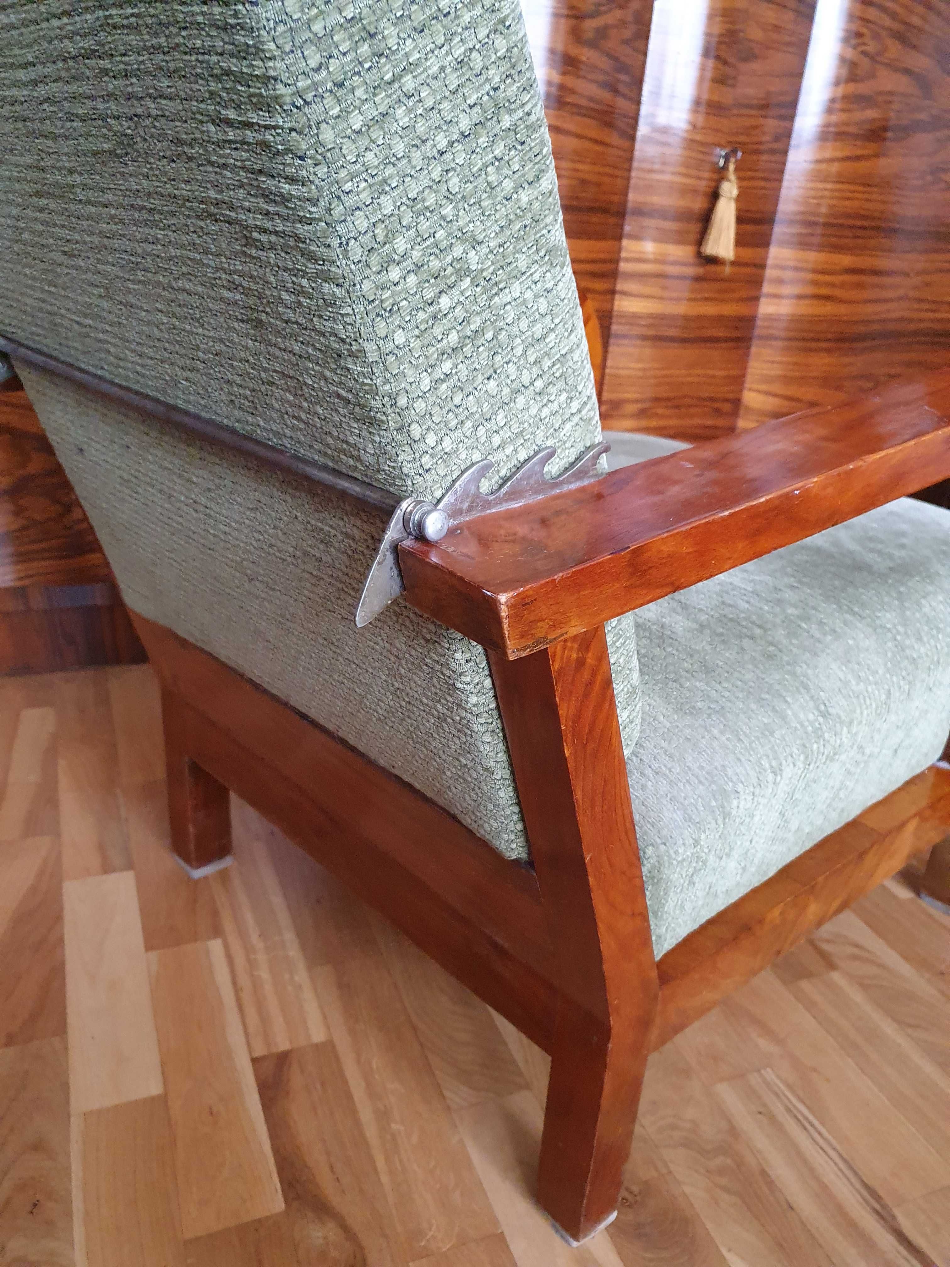 Fotel leniwiec Art Deco Polska lata 30-te z regulowanym oparciem.