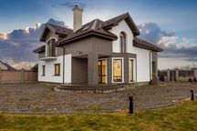 Продаж/Будинок/Дизайнерський ремонт/Брюховичі-Бірки/Львівська область