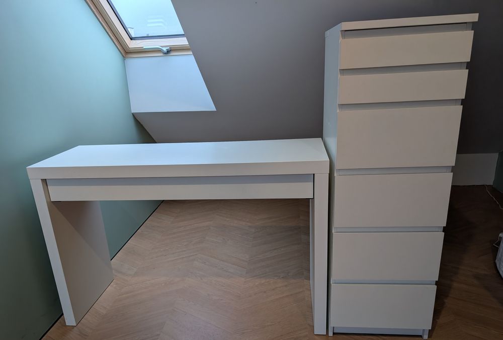 Zestaw sypialnia Ikea seria Malm łóżko 140x200 materac toaletka stolik