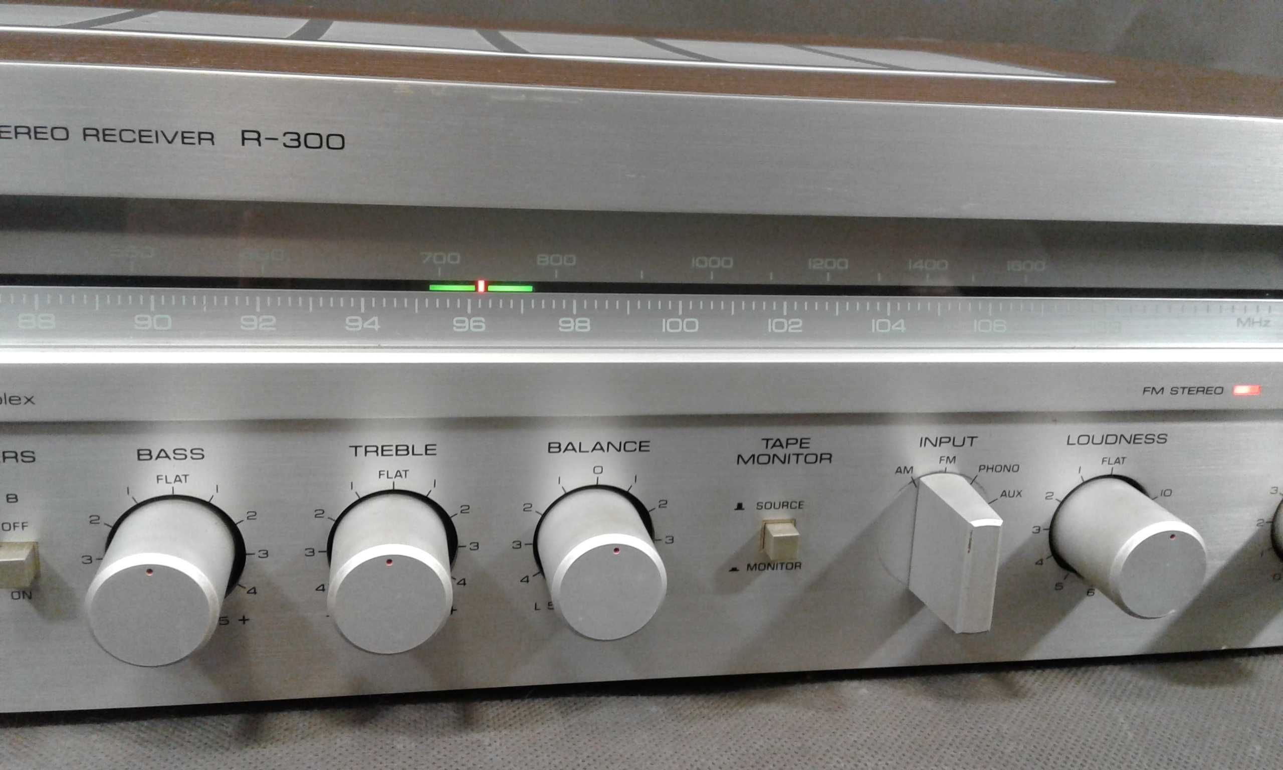 YAMAHA R-300,amplituner stereo vintage