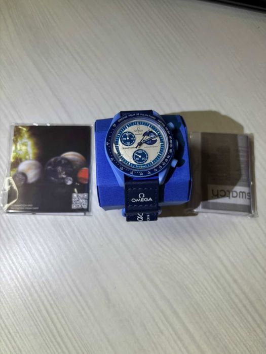 Часи Omega x Swatch