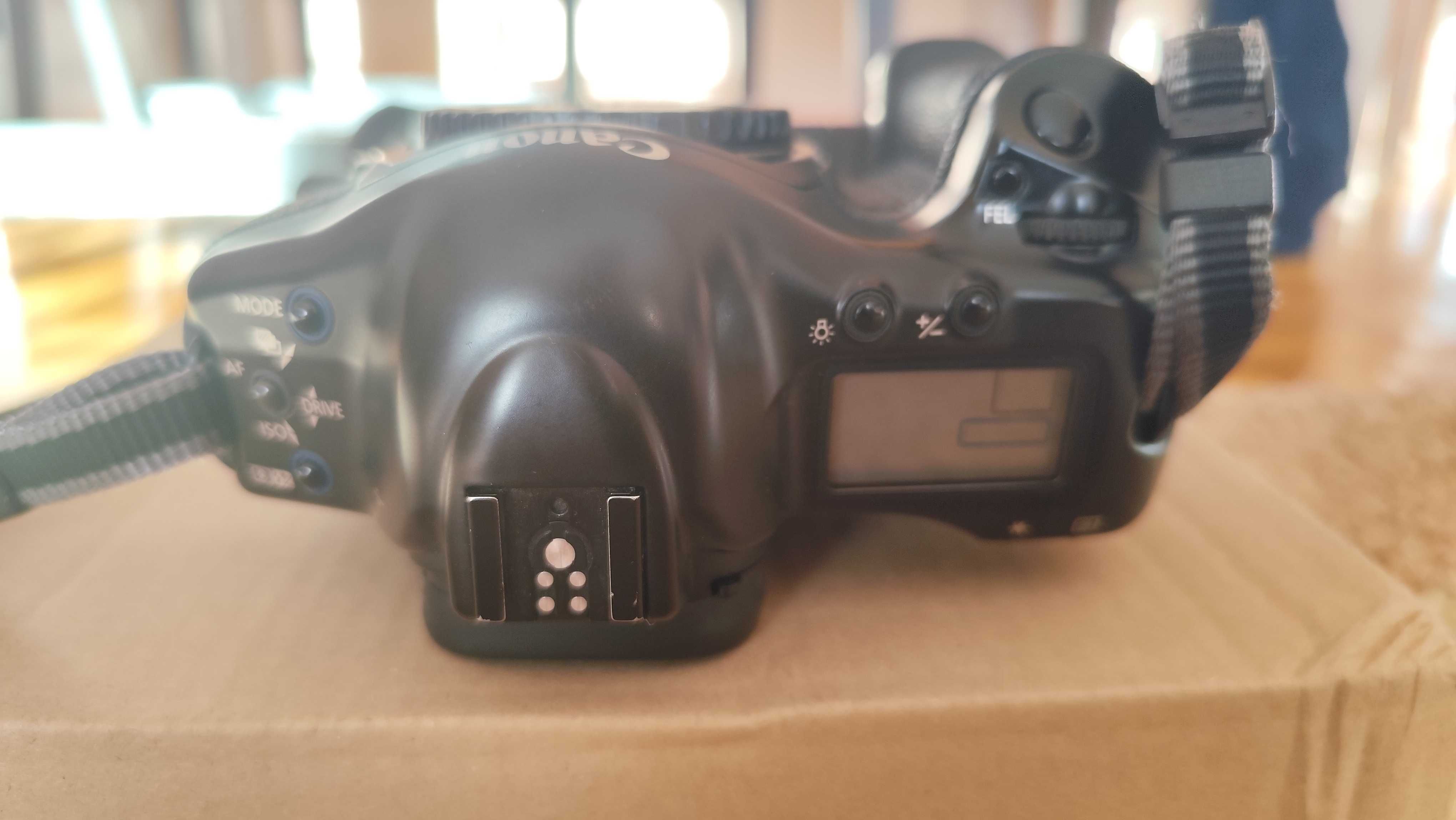 Aparat Canon EOS 1V
