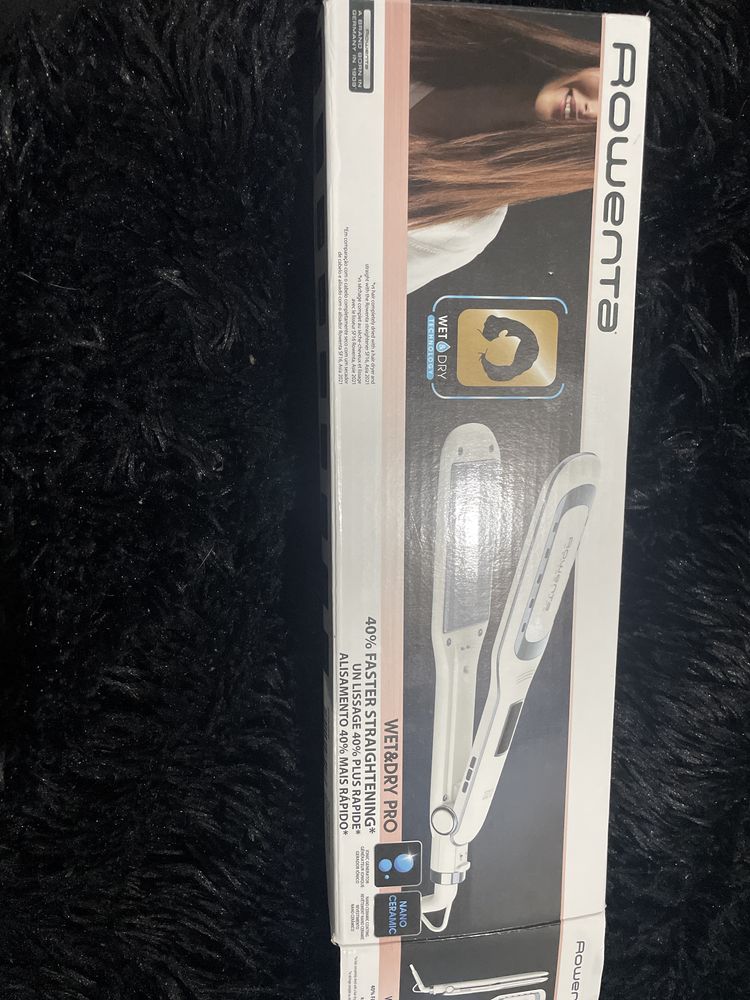 Alisador de Cabelo ROWENTA Wet&Dry Pro SF5010F0 (Cerâmica - 130 230ºC)