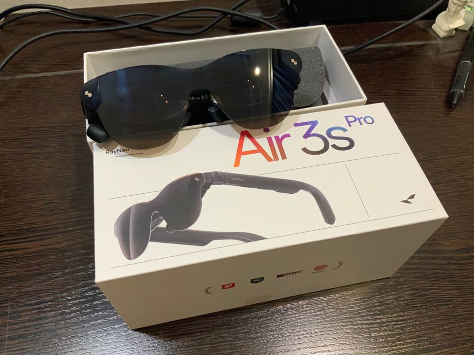 Смарт-окуляри RayNeo Air 3S Pro