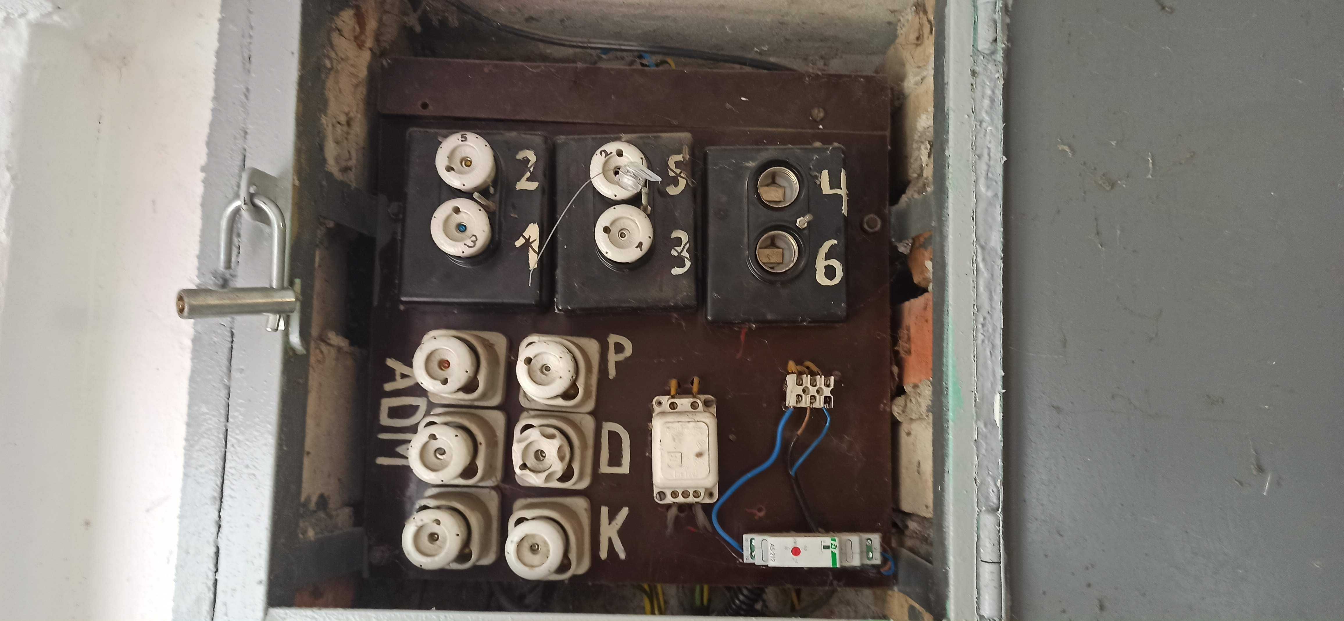 Elektryk Instalator