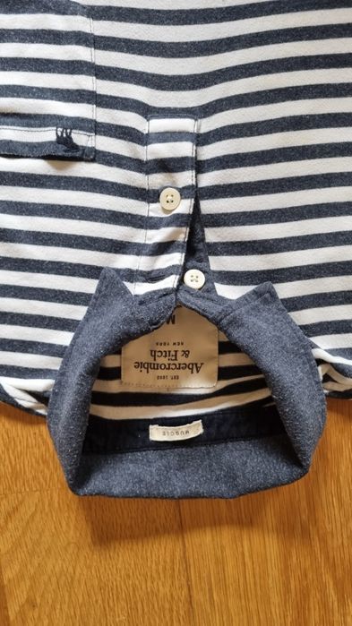 Polo Abercrombie & Fitch, polo às riscas
