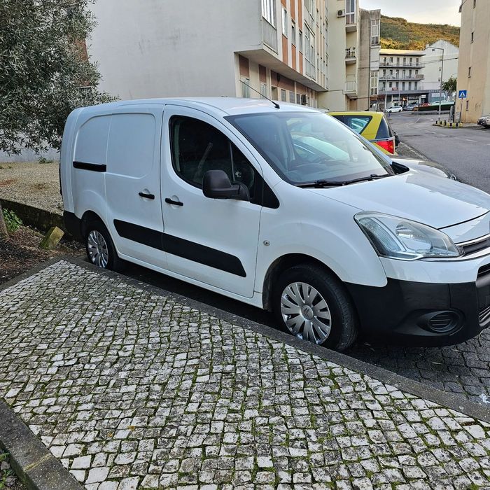 Citroën Berlingo 3LUG XL Longa