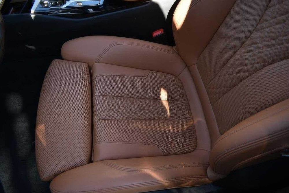 BMW 5 Series 530e Hybrid Plug-in      2023