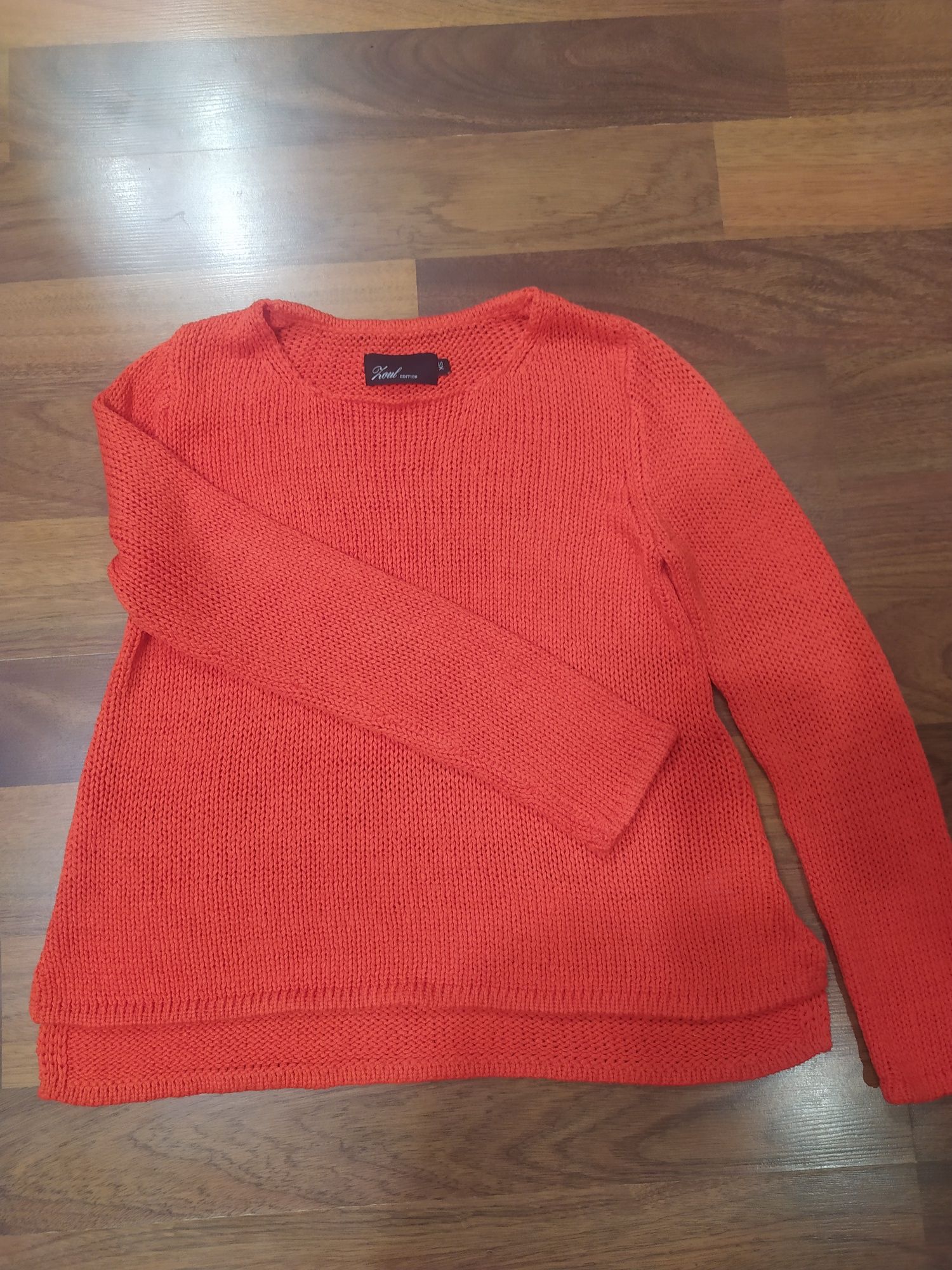 Яскравий светр, кофта Louise Orop
