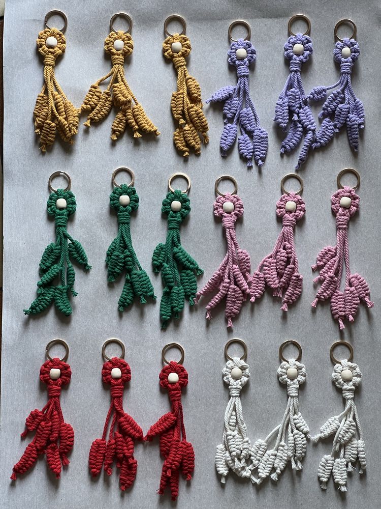 Porta-chaves em macrame ( a unidade )