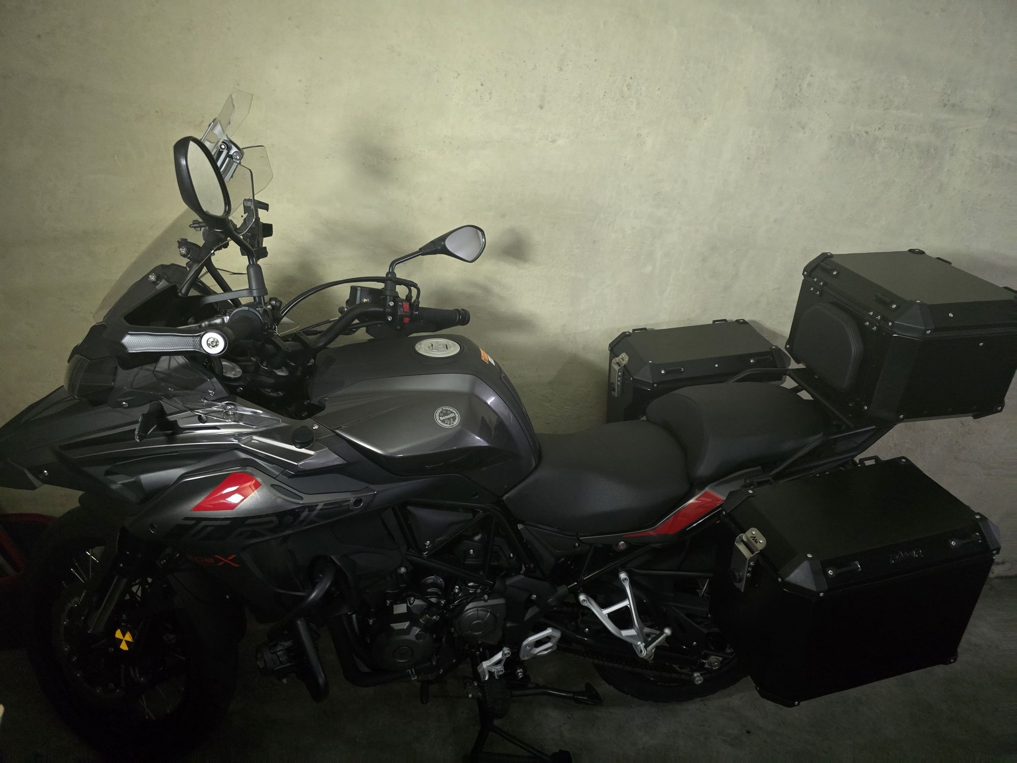 Mota benelli muito mas muito nova