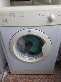 Secadora de roupas Indesit