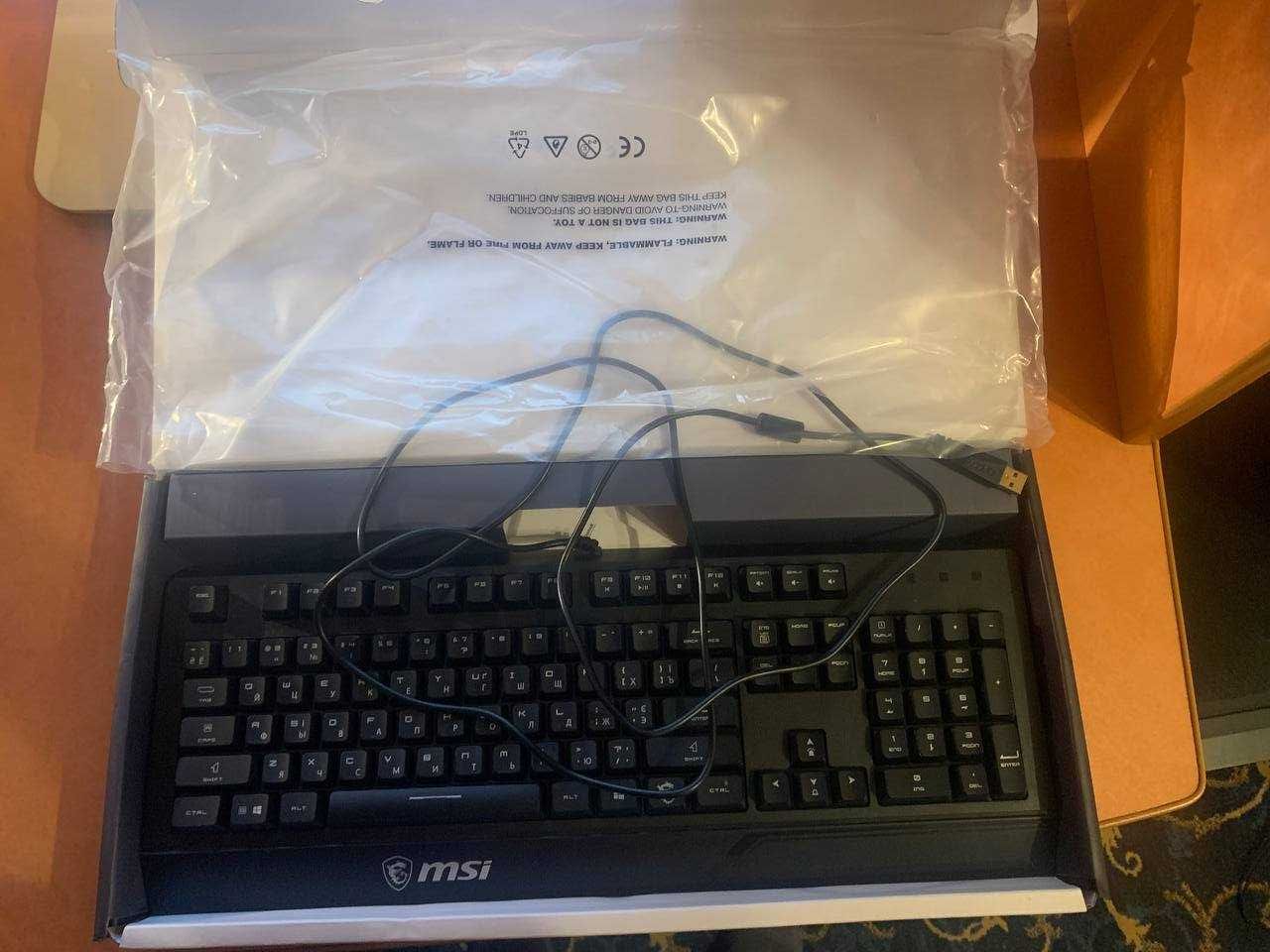Клавиатура MSI Vigor GK20 почти новая