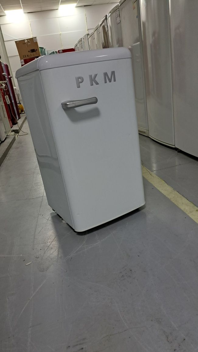 Барний міні холодильник PKM kgntr76 Германія 85*50*55