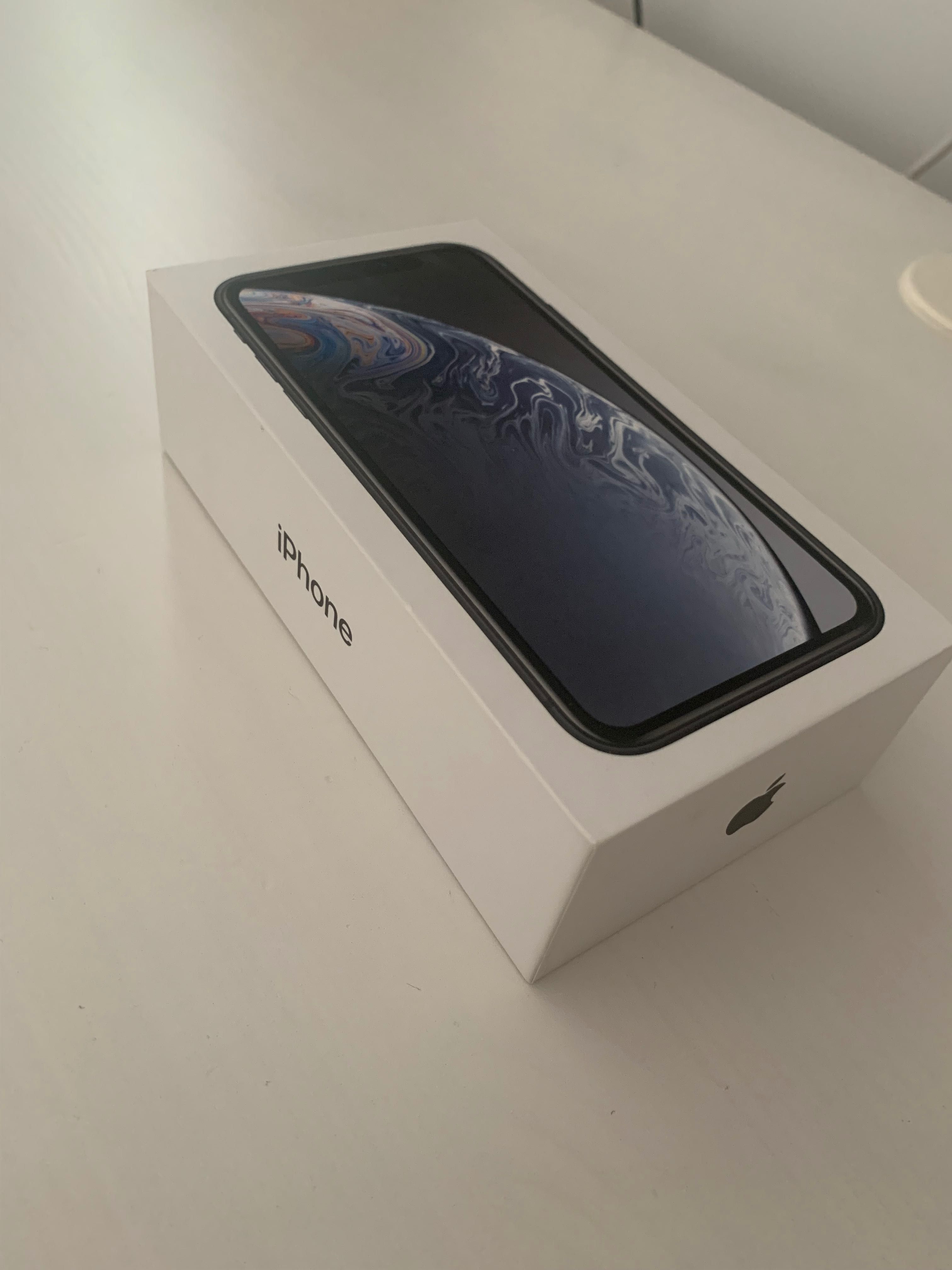 iPhoneXR stan dobry bez ładowarki