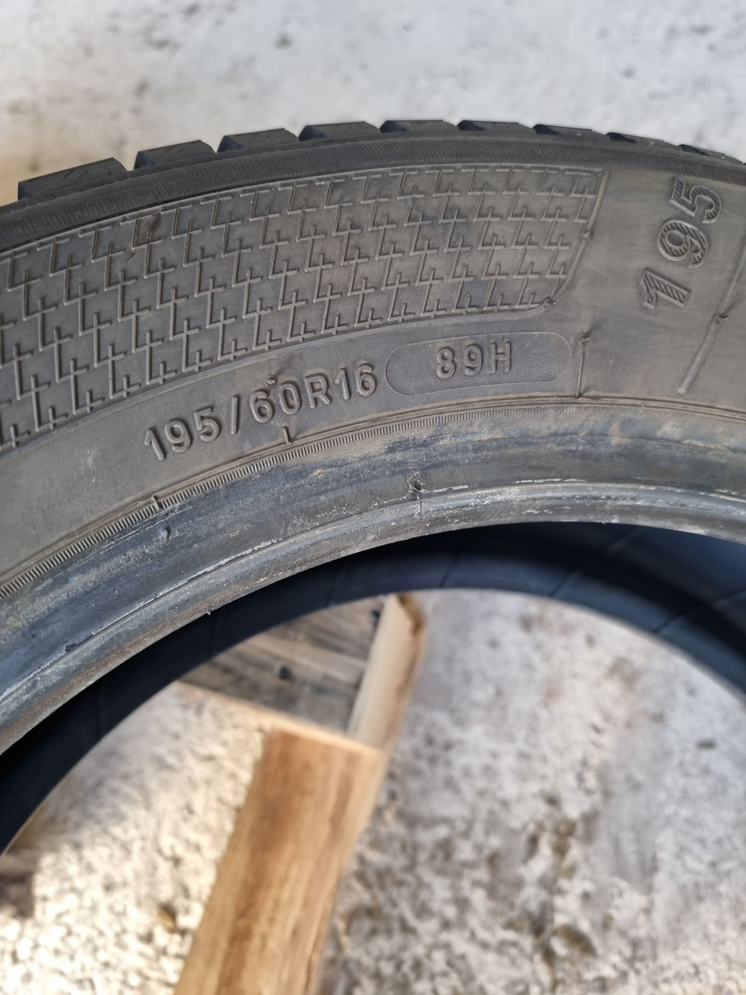 4x opony całoroczne 195 60 r16 Kleber Quadraxer