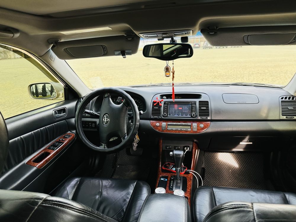 Toyota Camry 3.0