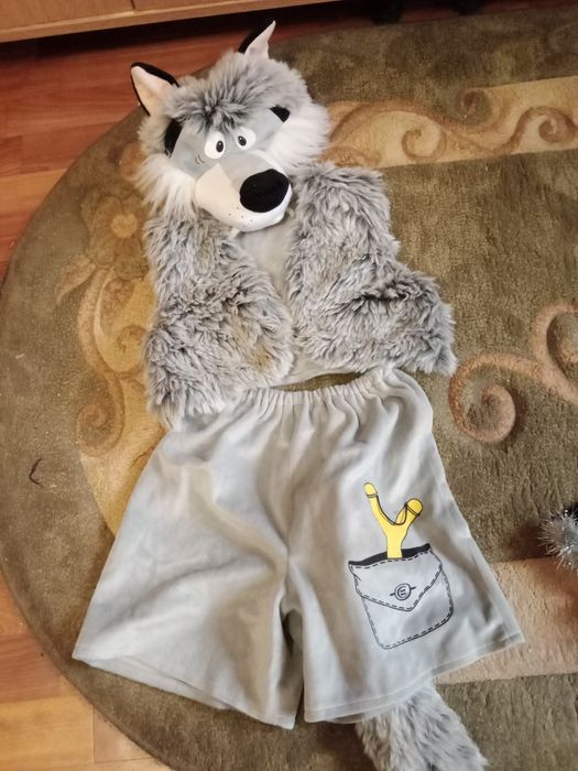 Продам карнавальний костюм Вовк