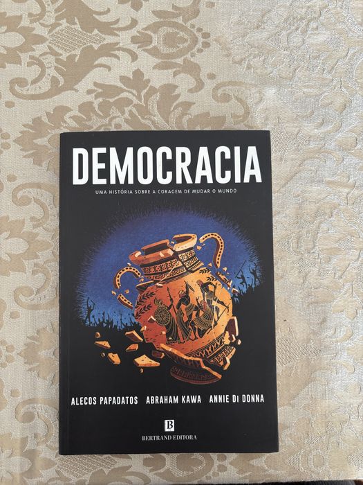 Livro Democracia Alecos Papadatos