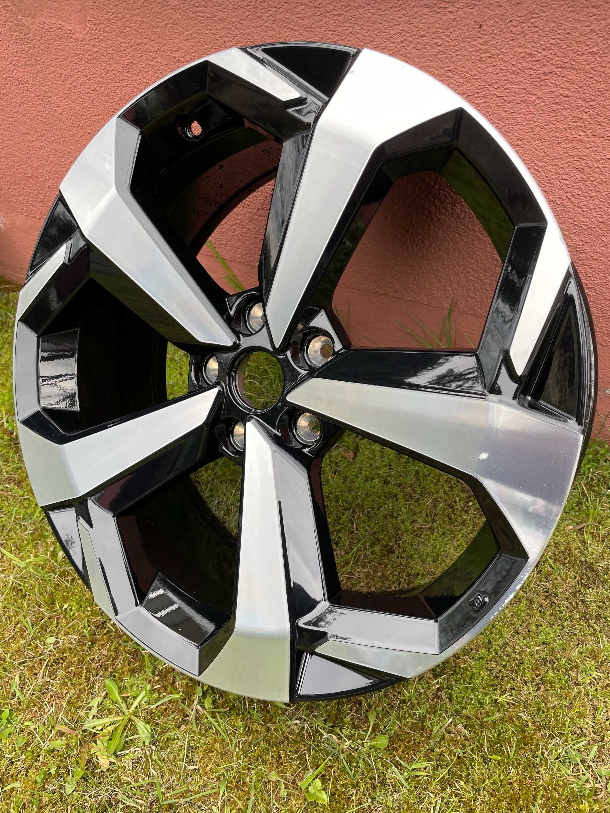 Felga Aluminiowa Nissan Juke Qashqai 19" 5 x 114,3 Oryginał Nowa