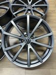 Оригінальній легкосплавні диски Volkswagen,Skoda 5*112R19