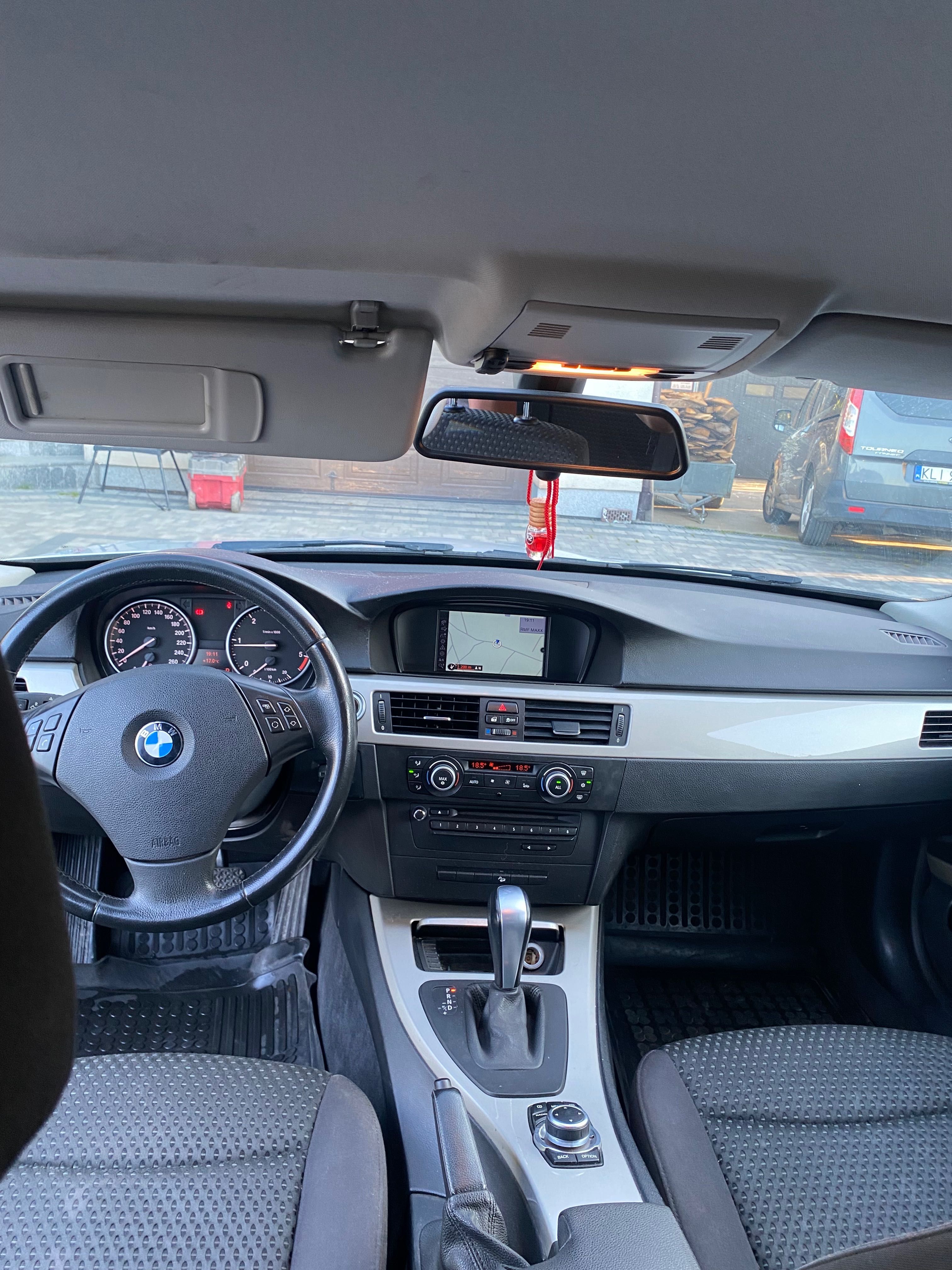 BMW e91 320D xDrive Automat !
